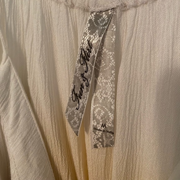 Ombre Lace Pink & Cream Romper - Medium 🪷 - Picture 6 of 6